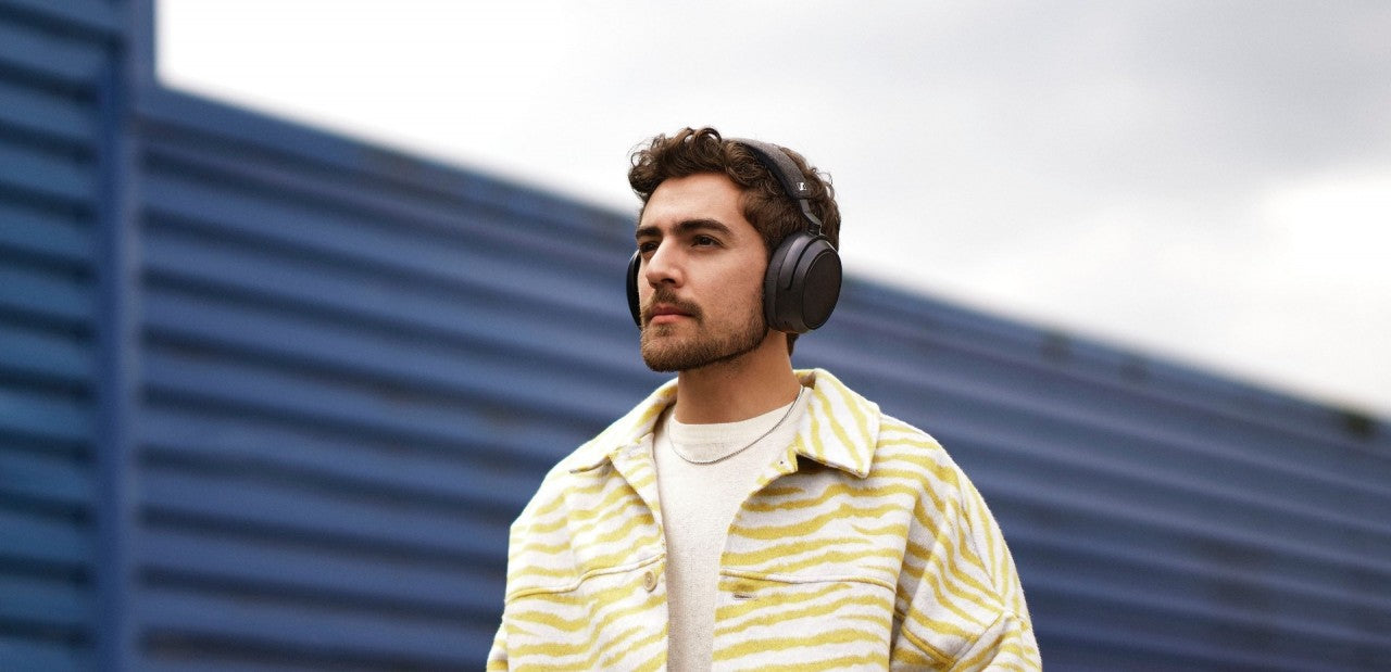 Sennheiser Ses İmzası Nedir? Neden Diğer Markalardan Farklı Duyulur?