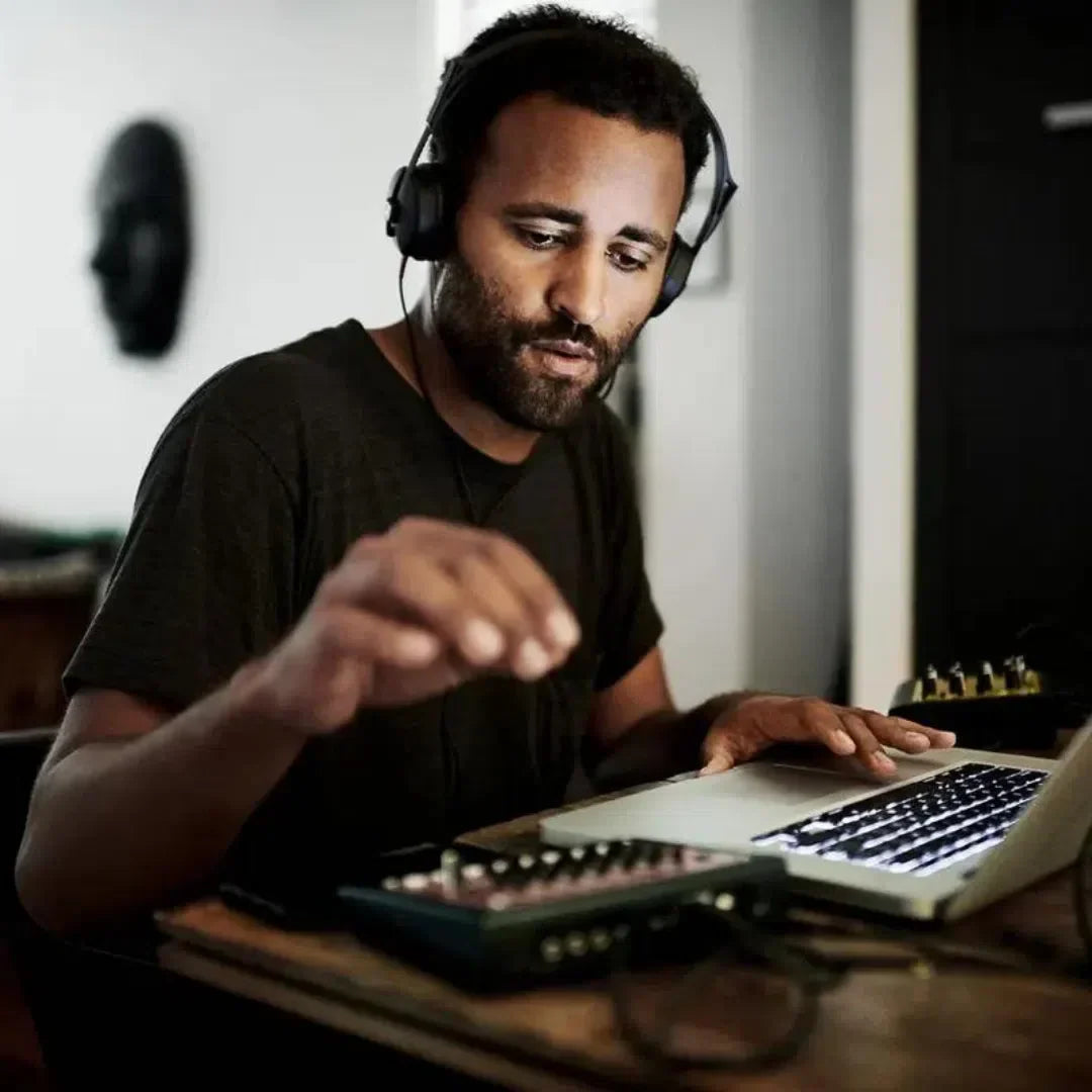 Bob Sinclar'ın Tercihi: HD 25 ile Dünyayı Dolaşmak