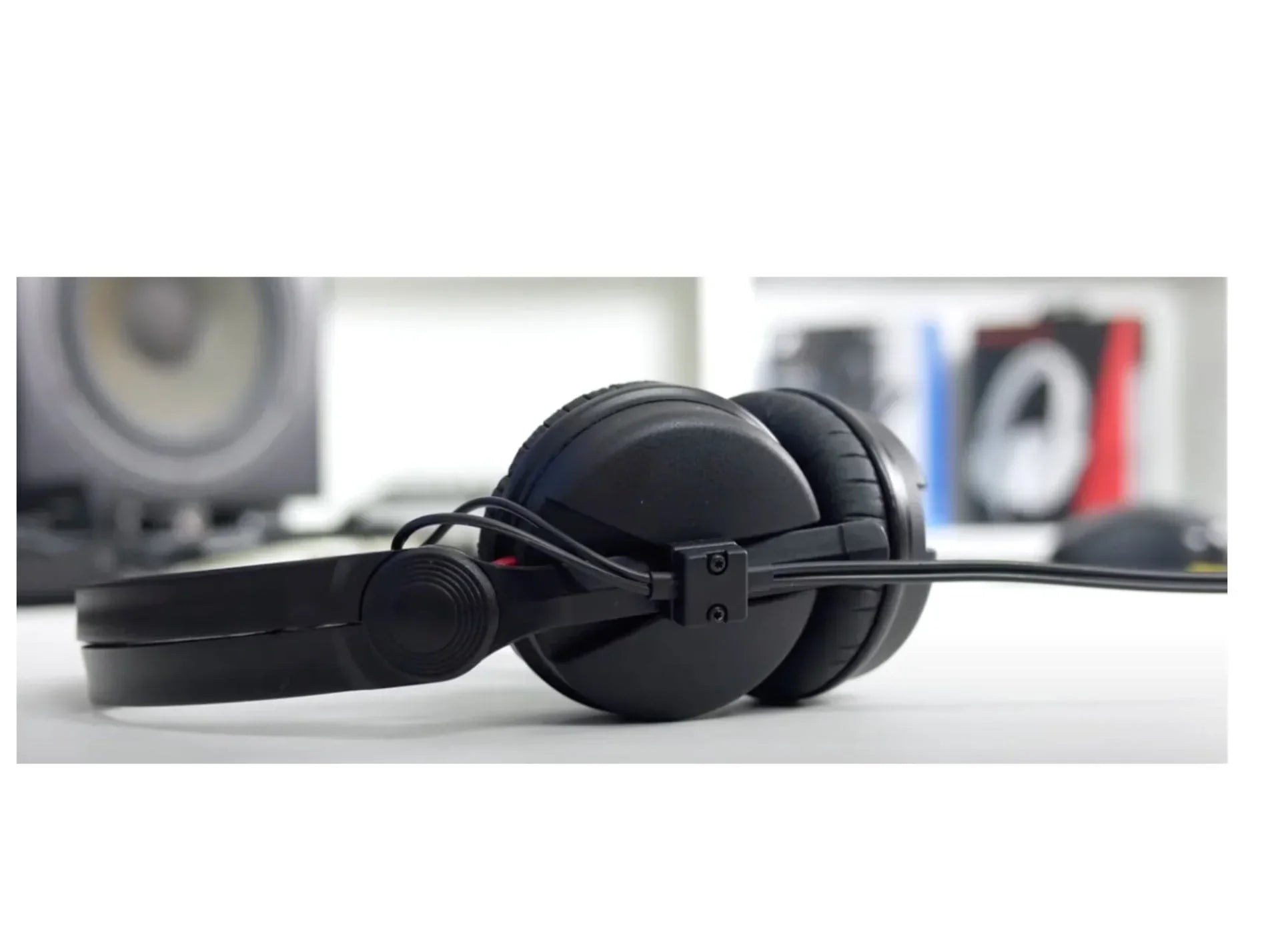 DJ'lerin Vazgeçilmezi: Sennheiser HD 25